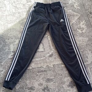 Adidas Kids Dark Gray Joggers with white stripes
Youth size L (14-16)